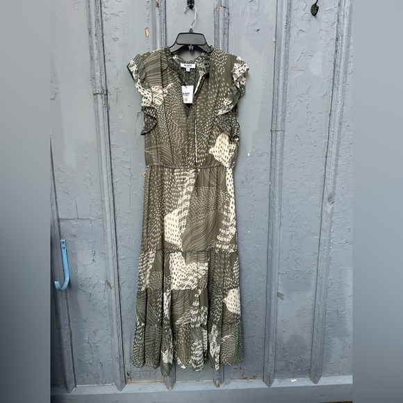 Bb Dakota Ruffled-Sleeve Tiered Midi Dress, BNWT, size Large - Picture 3 of 10